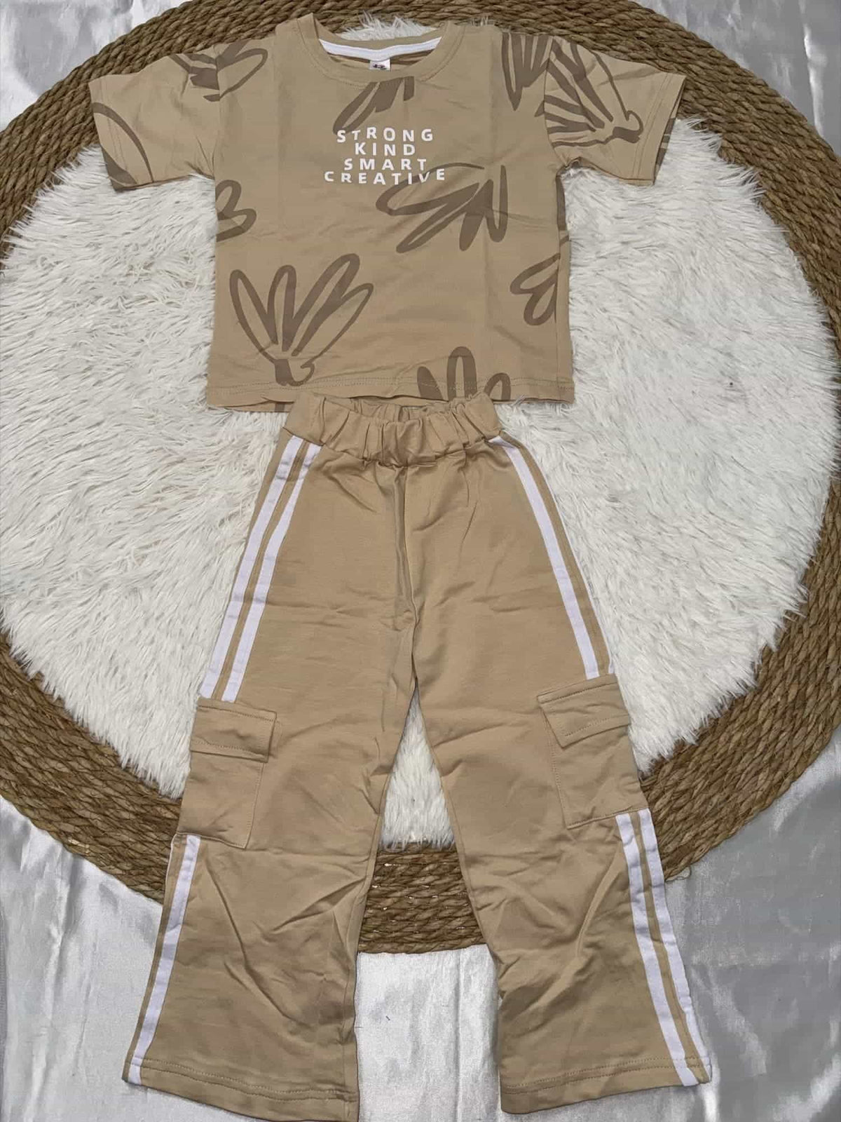 Kind Creative Beige Pants Set – Girl (Side Stripes)