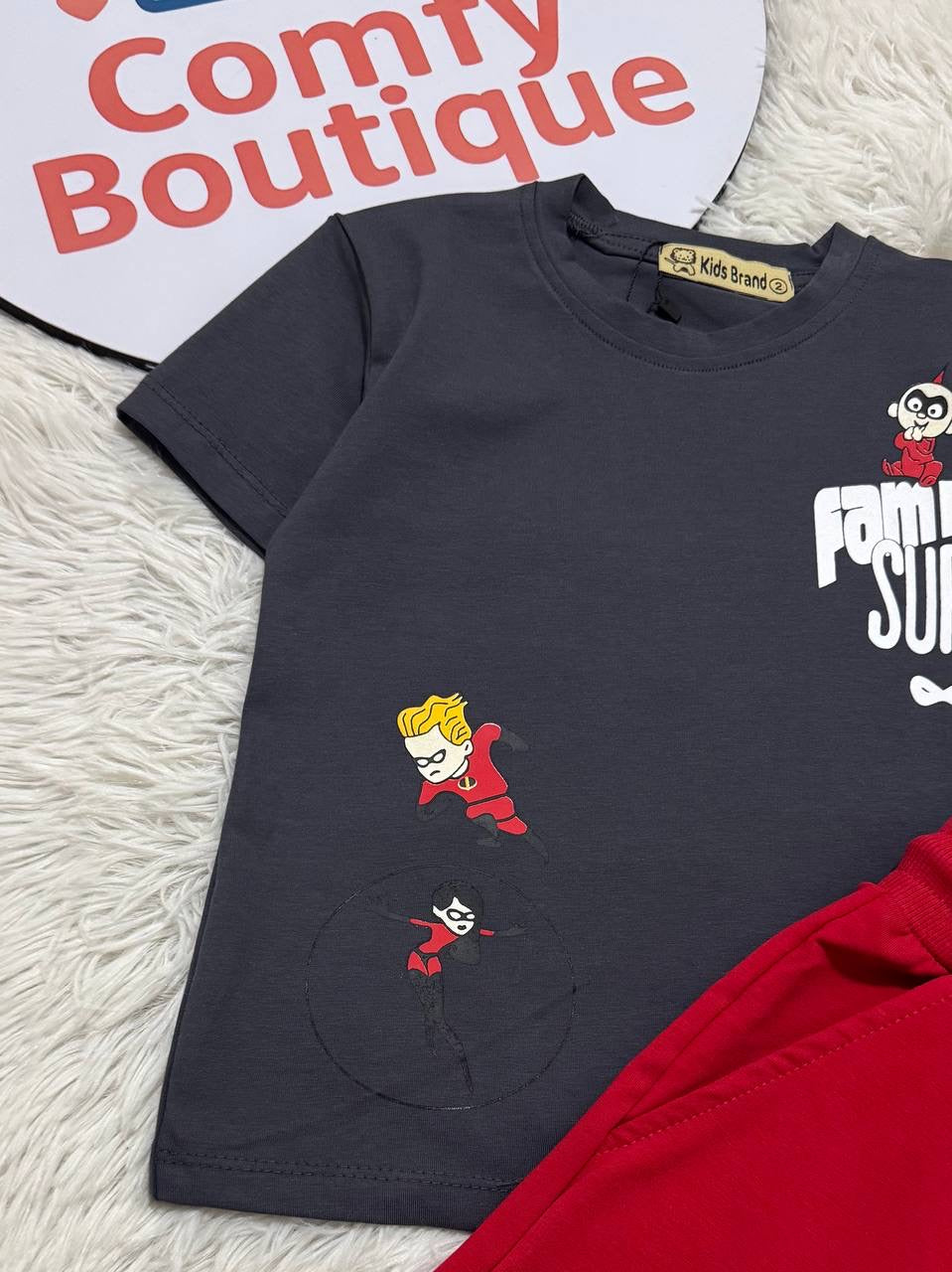 The Incredibles Boys Summer Set – Grey T-Shirt & Red Shorts CZKB026
