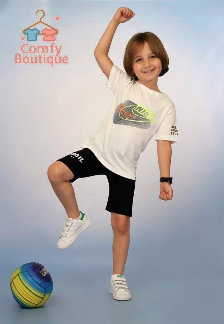 Boys Nike Sport Casual Summer Outfit – White Tee & Shorts