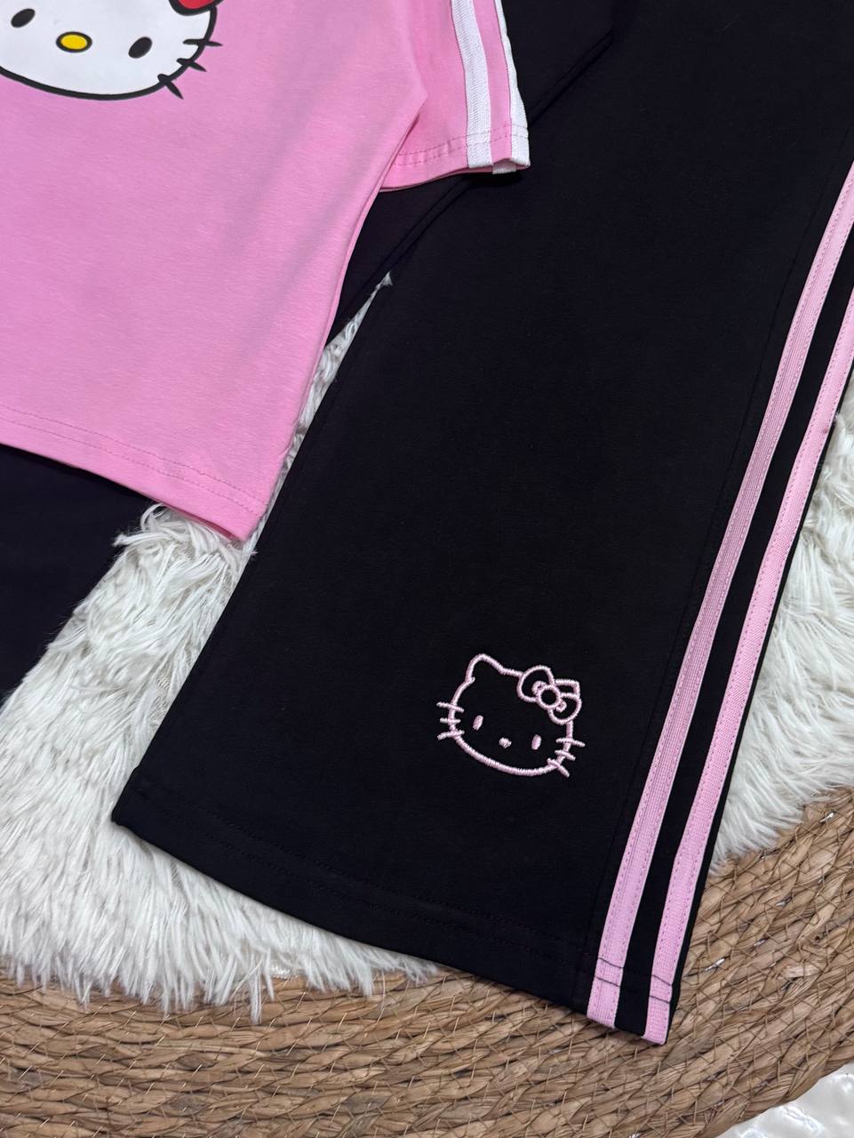 Girls Hello Kitty Cotton T-Shirt & Wide Leg Pants Set – Trendy Casual Outfit