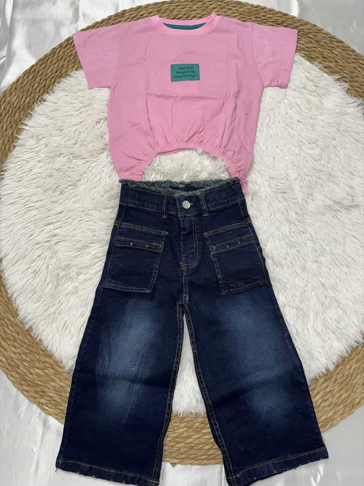 Pink Wide-Leg Jeans Set – Girl (Side Bows)