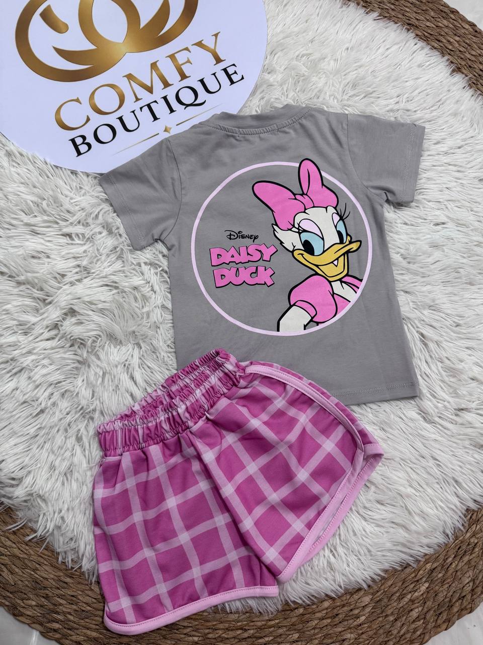 Girls’ Disney Daisy Duck Summer Outfit – Grey T-Shirt & Pink Check Shorts Set | Soft Cotton |RM012G