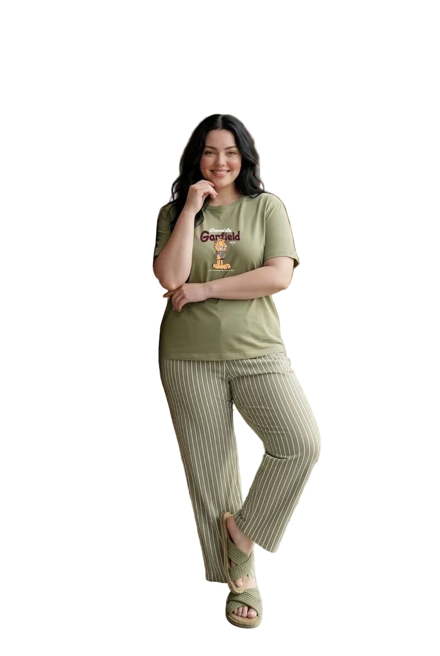Women’s Plus Size Garfield Cotton Pajama Set – Olive Green Short Sleeve Lounge Set with Striped Pants |SM9181