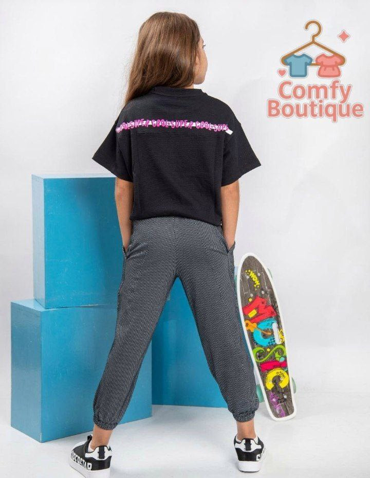 Girls’ “Super Cool” Black T-Shirt & Grey Jogger Pants Casual Outfit