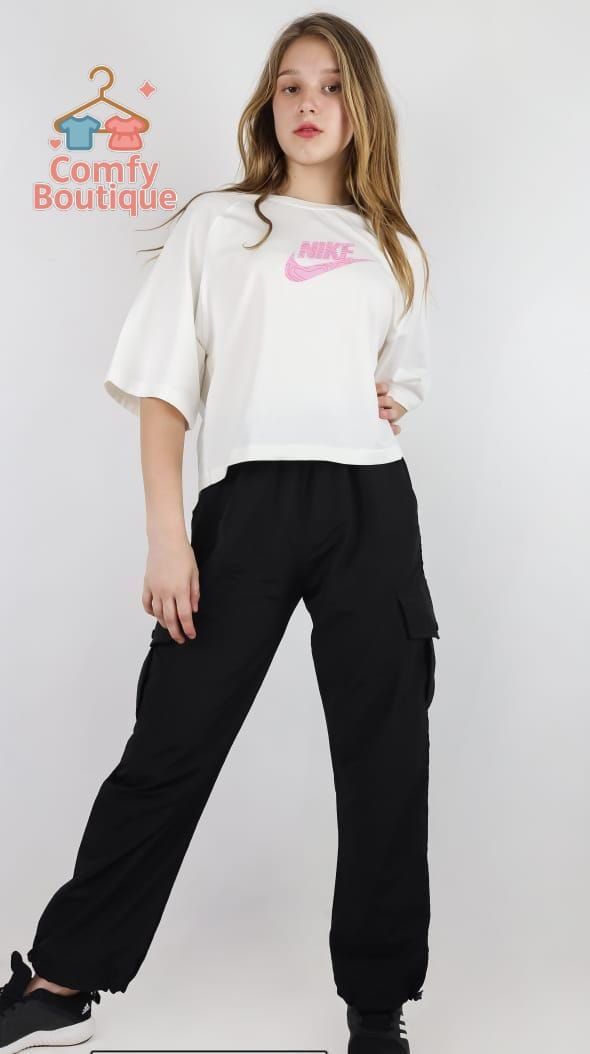 Nike Girls’ Casual Outfit – White Logo T-Shirt & Black Cargo Joggers