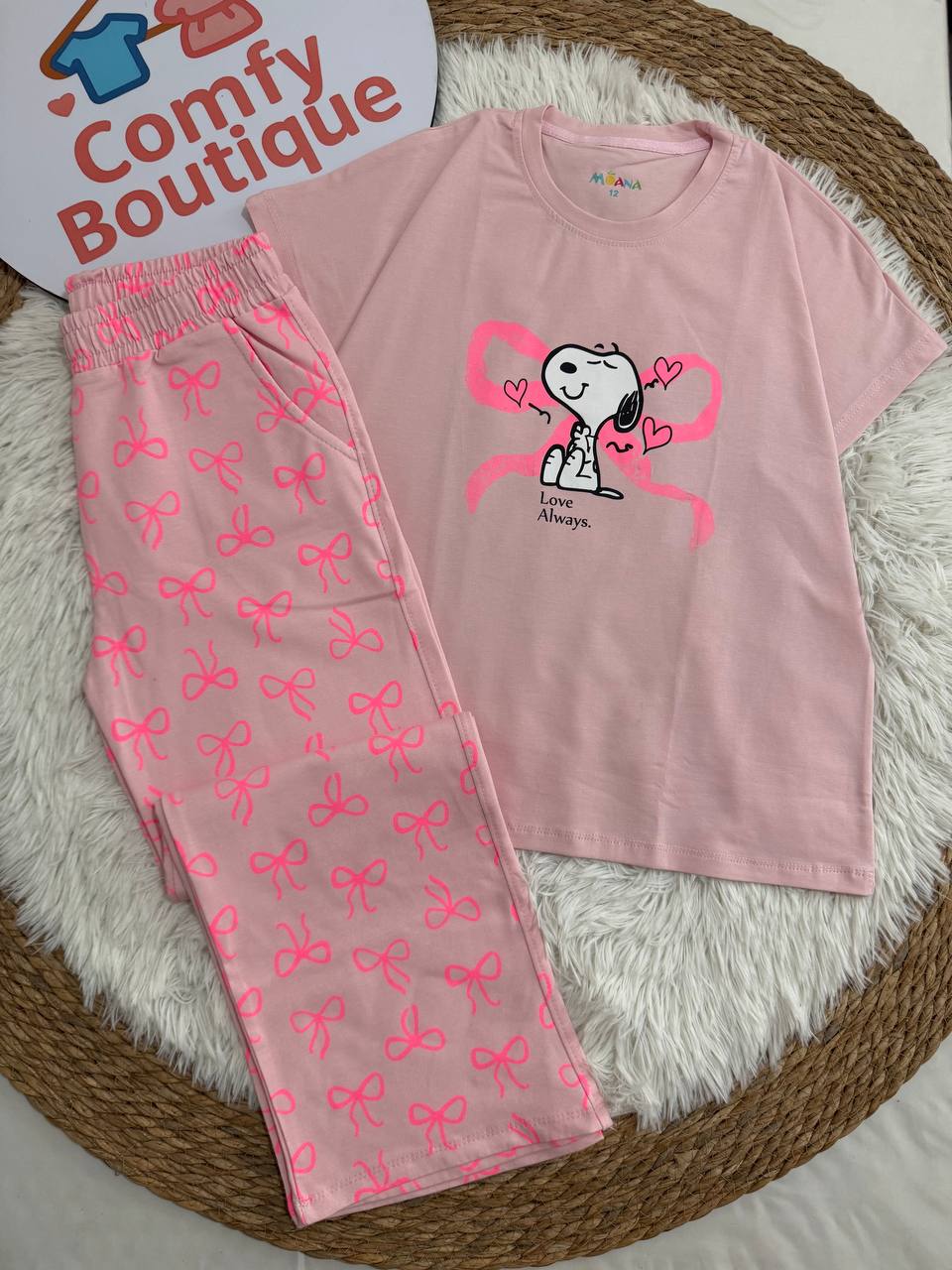 Girls Snoopy Pink Pajama Set – Soft & Playful Summer Sleepwear 🌸🐾
