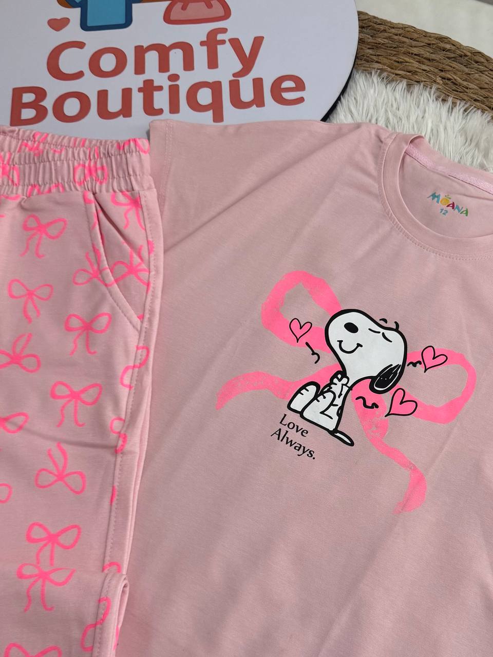 Girls Snoopy Pink Pajama Set – Soft & Playful Summer Sleepwear 🌸🐾