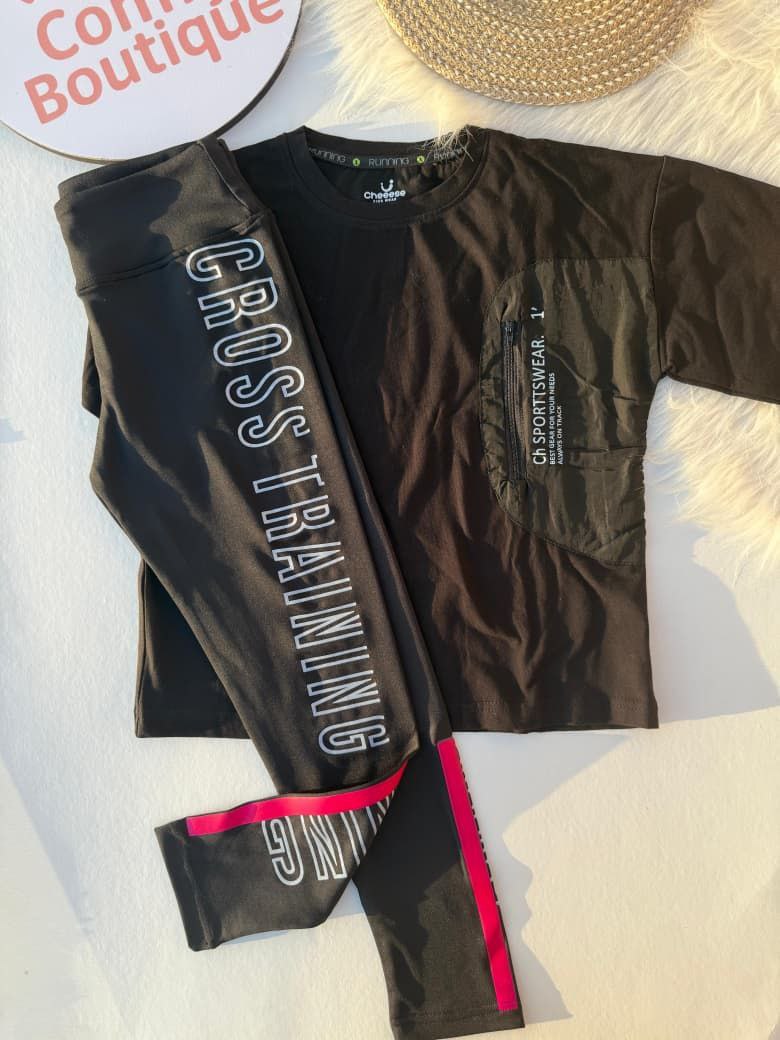 Girls Oversized Pocket Tee & Printed Leggings Set | Black | Casual Sportswear Outfit