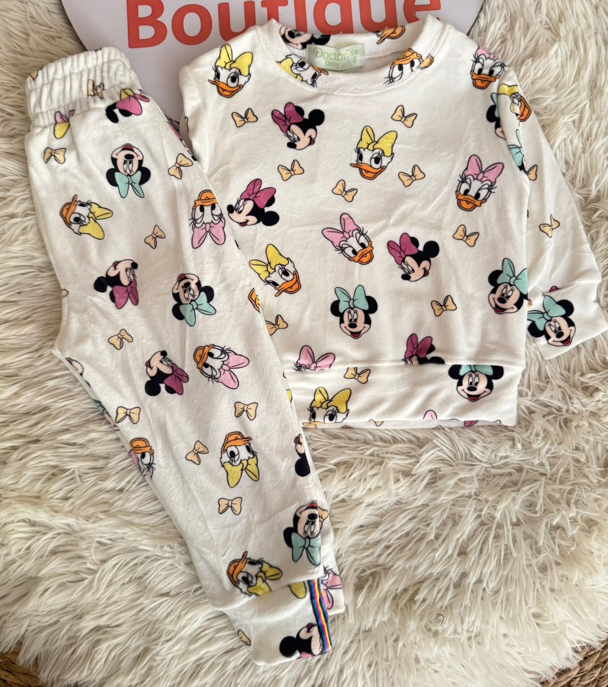 Girls' Minnie Mouse Pajama Set | Long Sleeve Cozy Sleepwear  : DB1-005G