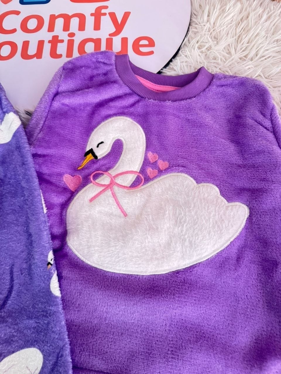 Girls’ Swan Print Pajama Set with Matching Slippers : NT1-003G