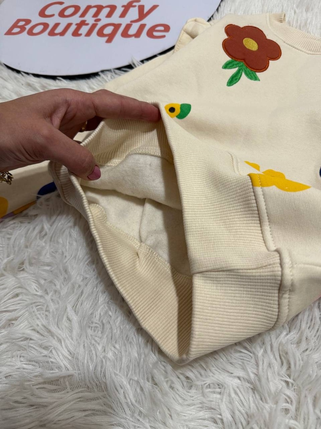 Mia with Mar7 collection